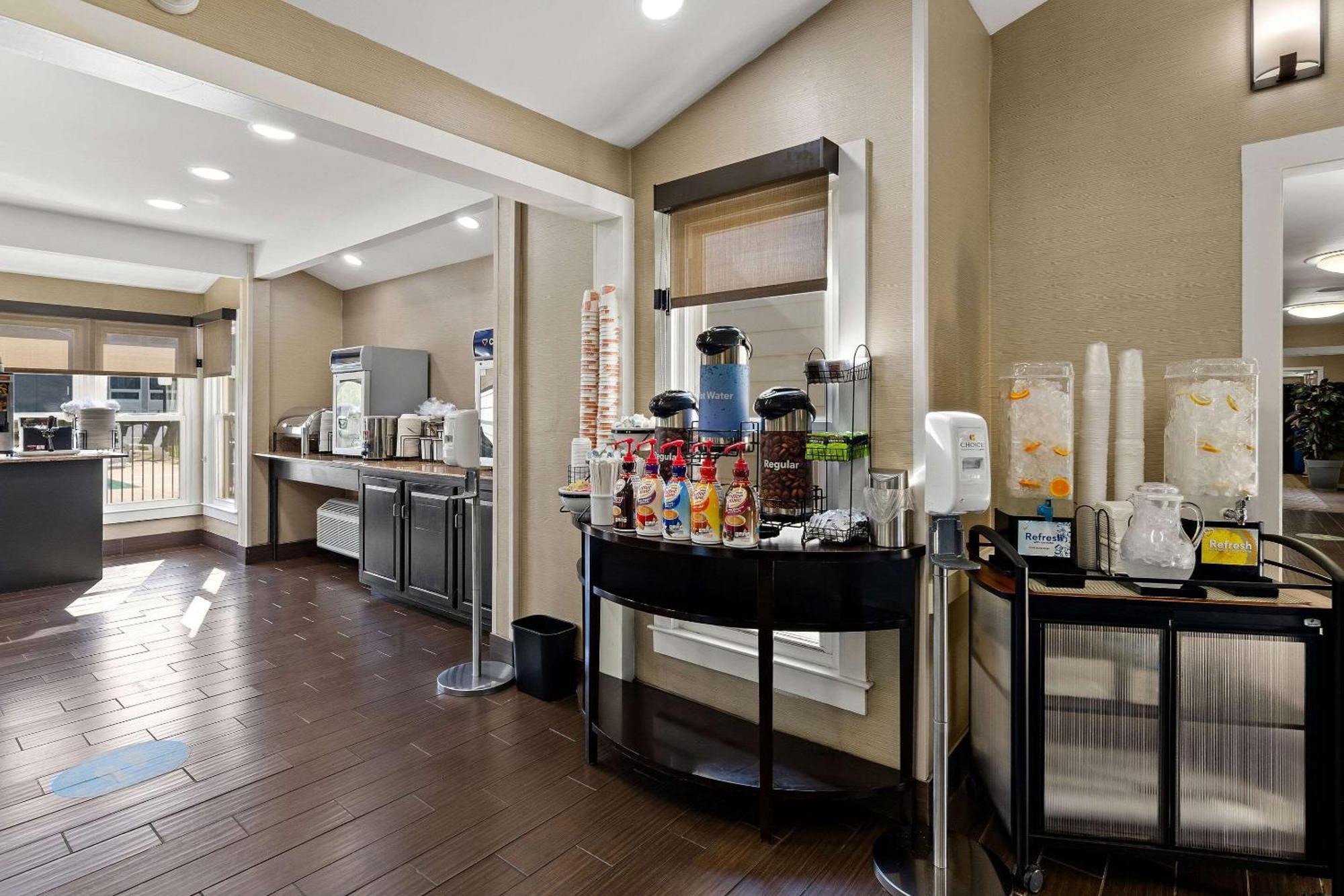 Comfort Inn Wytheville Buitenkant foto
