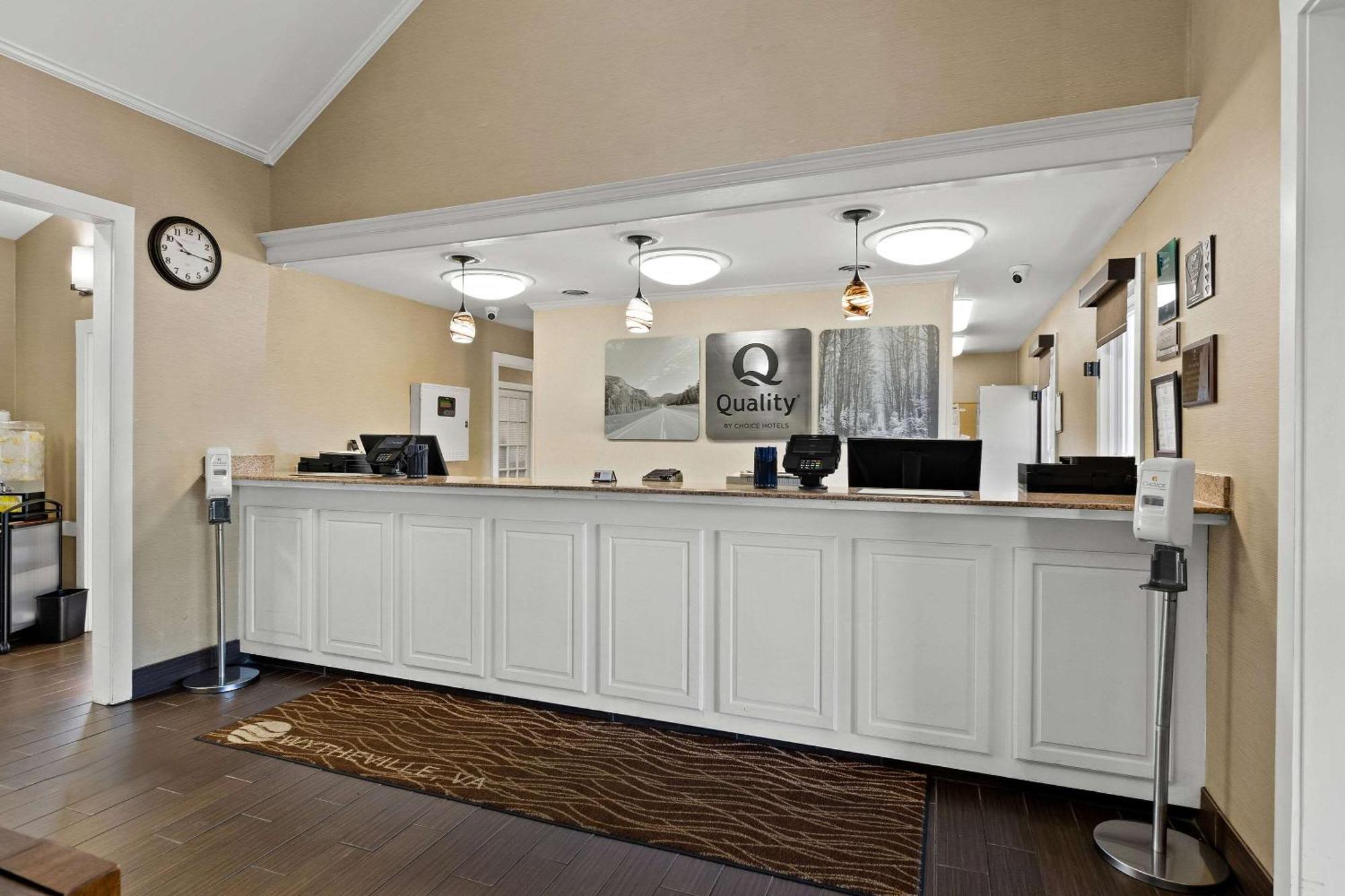 Comfort Inn Wytheville Buitenkant foto